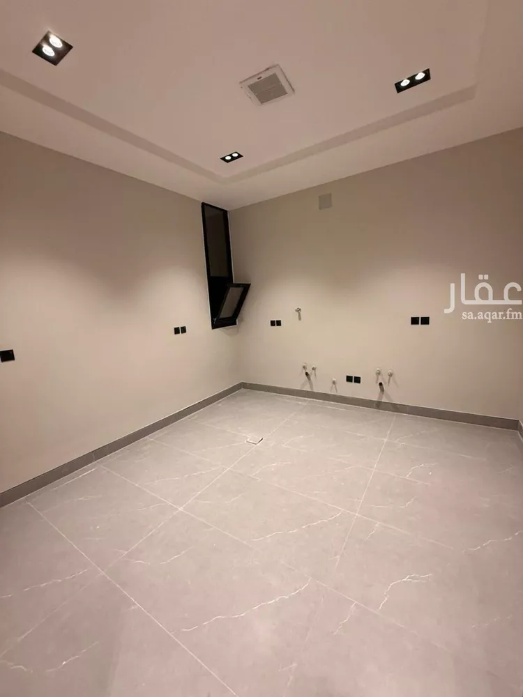 دور للبيع في شارع العميد, حي إشبيلية, مدينة الرياض, منطقة الرياض صورة 3