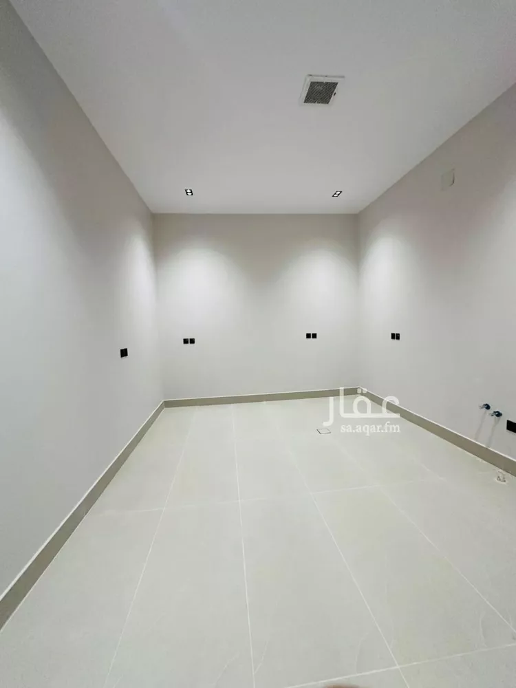 دور للبيع في شارع ابن دقيقة, حي الأندلس, مدينة الرياض, منطقة الرياض 6