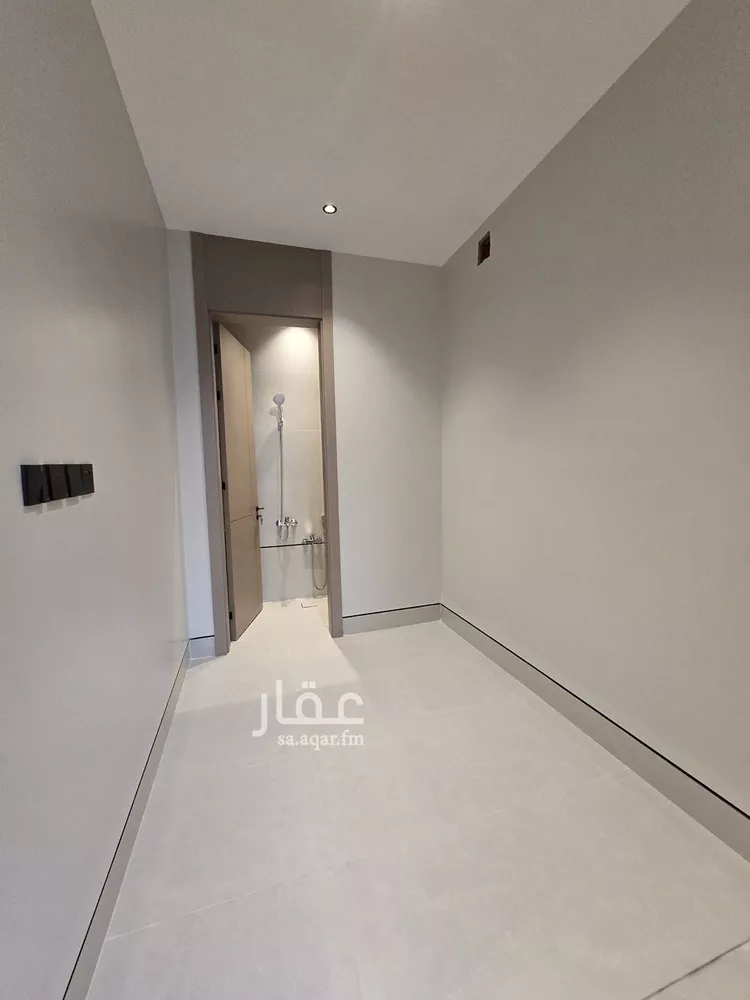 فيلا للبيع في شارع الزمرد, حي الملك فيصل, مدينة الرياض, منطقة الرياض 21