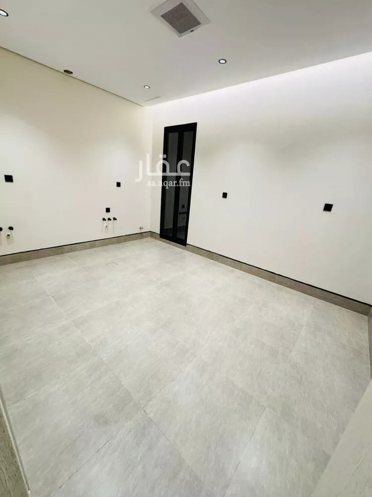 دور للبيع في شارع القاربة, حي الرمال, مدينة الرياض, منطقة الرياض صورة 3