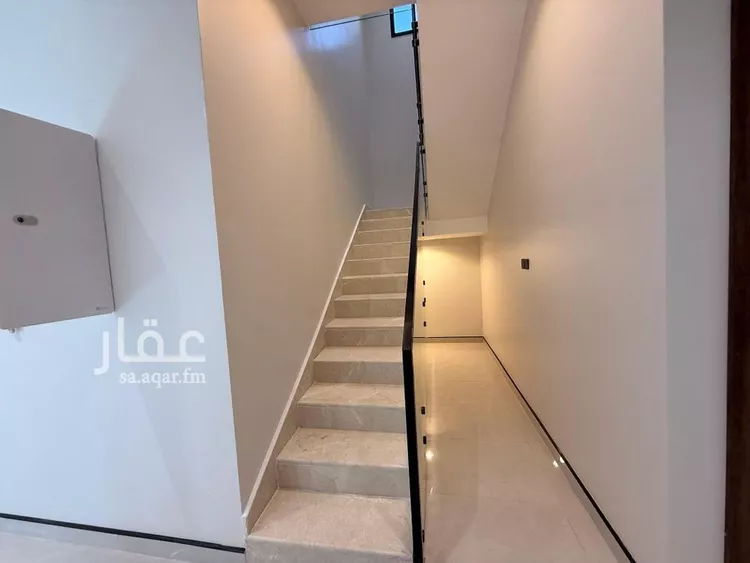 فيلا للبيع في شارع معقل بن عامر, حي الرمال, مدينة الرياض, منطقة الرياض صورة 3