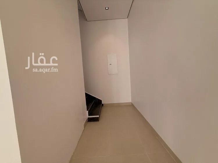 فيلا للبيع في شارع يحيي بن القاسم, حي الرمال, مدينة الرياض, منطقة الرياض صورة 5