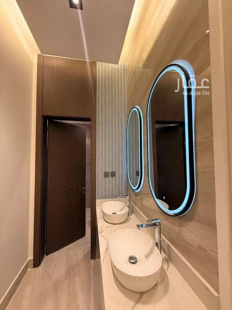 فيلا للبيع في شارع عبدالقدوس الانصاري, حي الرمال, مدينة الرياض, منطقة الرياض صورة 4