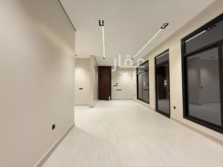 دور للبيع في شارع رقم 322, حي المونسية, مدينة الرياض, منطقة الرياض صورة 4