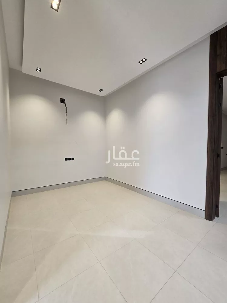 فيلا للبيع في شارع شعب الحويط, حي النهضة, مدينة الرياض, منطقة الرياض 15