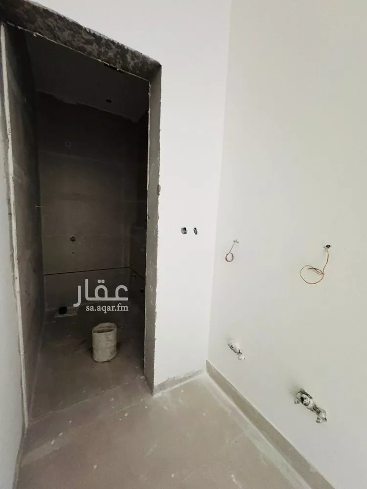 دور للبيع في شارع سكاكا, حي اليرموك, مدينة الرياض, منطقة الرياض صورة 2