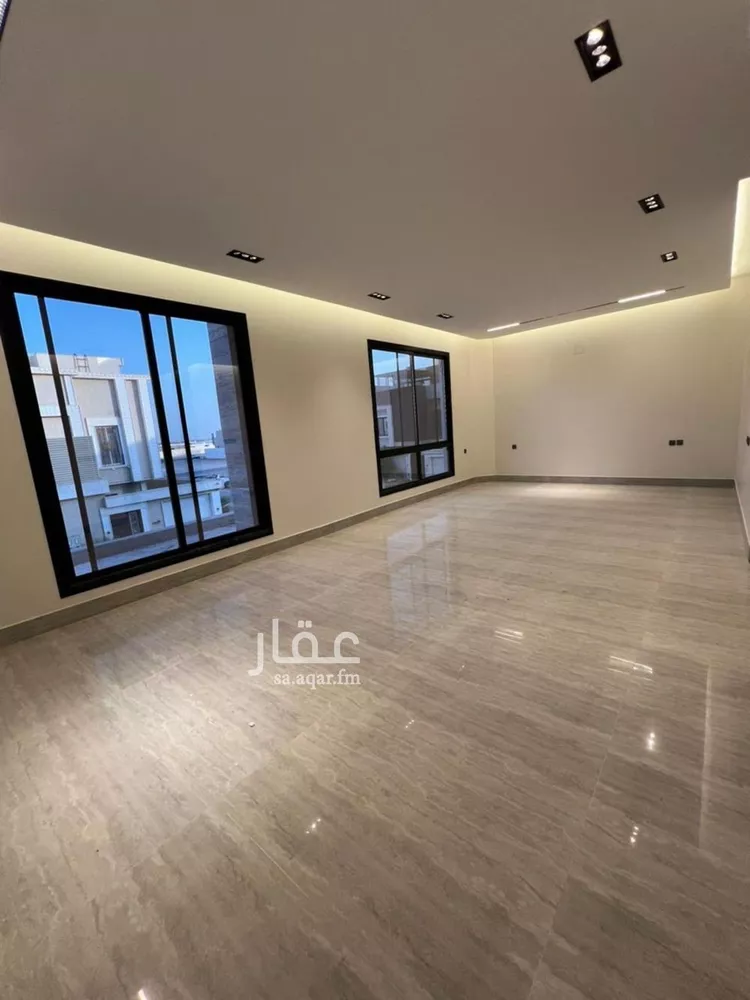 فيلا للبيع في شارع خرزة, حي الرمال, مدينة الرياض, منطقة الرياض صورة 2