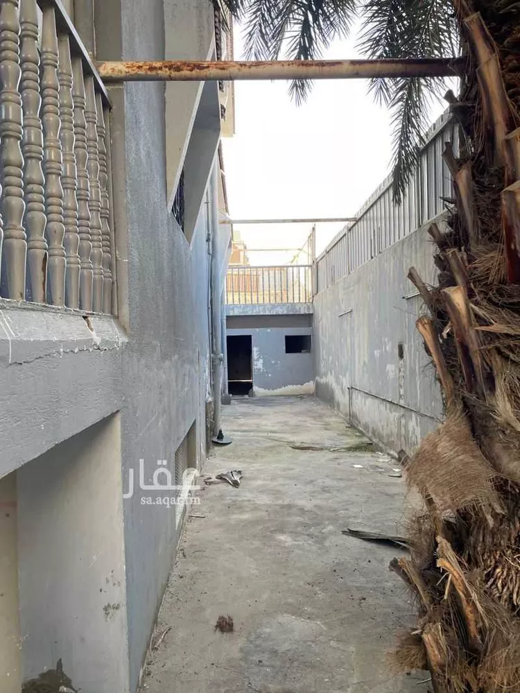 فيلا للبيع في شارع صالح بن قمر, حي الحلقة الغربية, مدينة امارة منطقة مكة المكرمة - الطائف, منطقة مكة المكرمة صورة 3