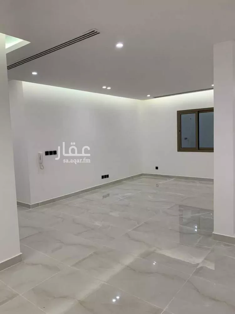 شقة للبيع في شارع الهيثم بن خارجة, حي الدوحة الجنوبية, مدينة الظهران, المنطقة الشرقية صورة 2