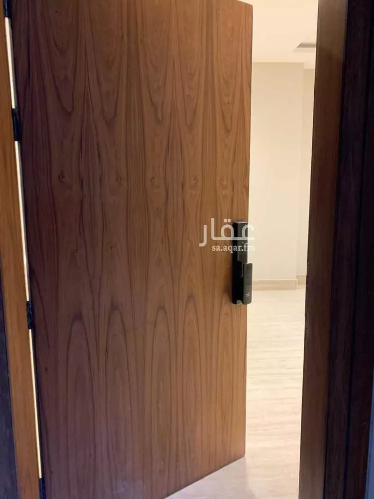 شقة للبيع في شارع القيصومة, حي الحمراء, مدينة الخبر, المنطقة الشرقية صورة 4