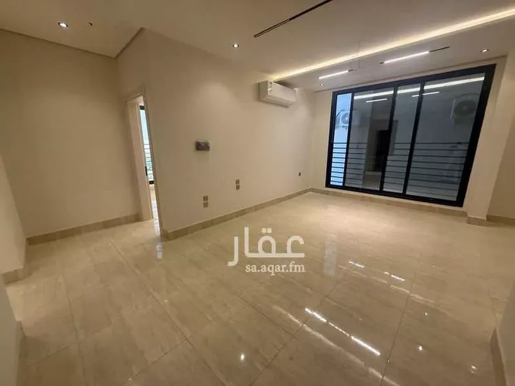 شقة للإيجار في شارع سفيان بن النضر, حي الحمراء, مدينة الخبر, المنطقة الشرقية صورة 2