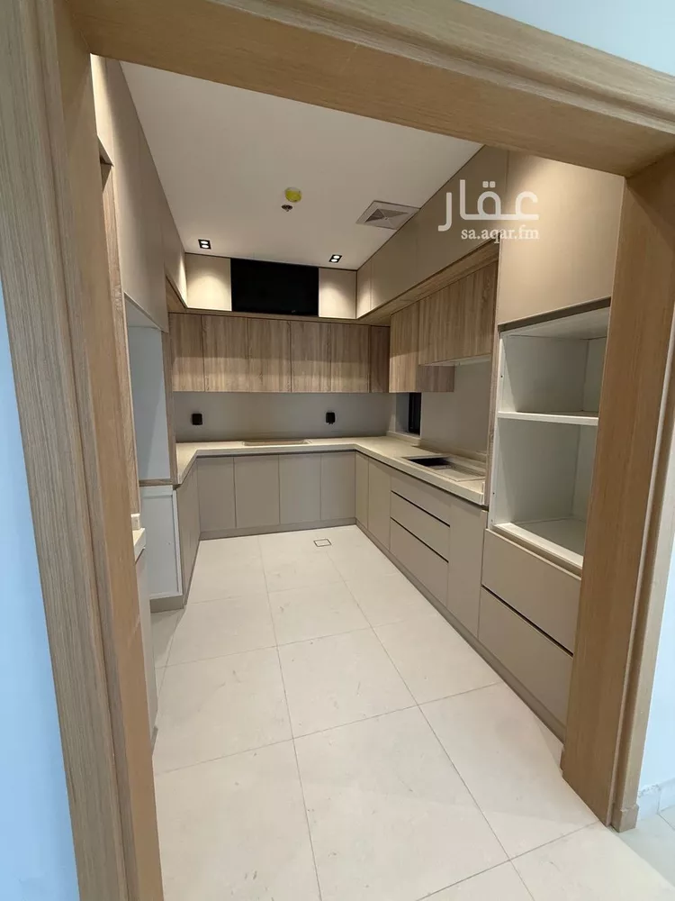 شقة للإيجار في شارع سكاكا, حي الحمراء, مدينة الخبر, المنطقة الشرقية