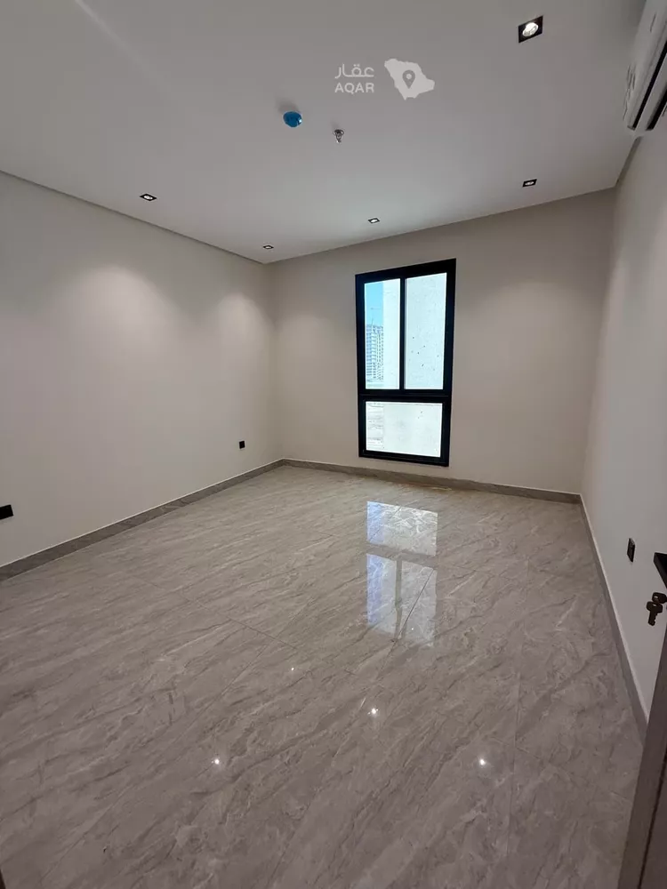 شقة للإيجار في شارع المراح, حي الحمراء, مدينة الخبر, المنطقة الشرقية 8