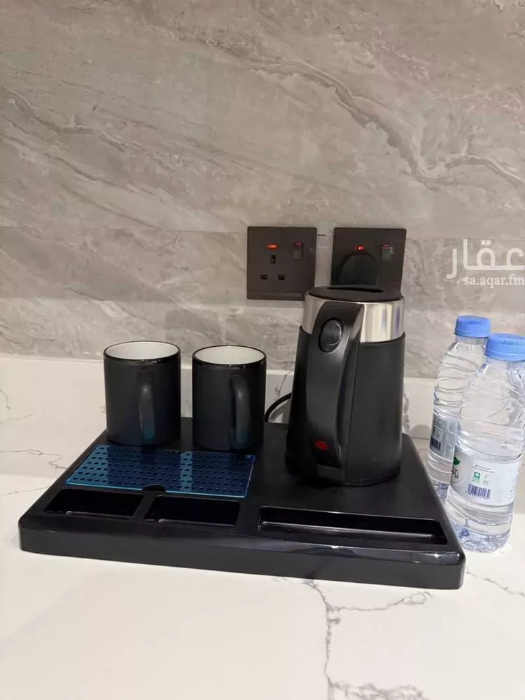 شقة للإيجار في شارع المراح, حي الحمراء, مدينة الخبر, المنطقة الشرقية 11