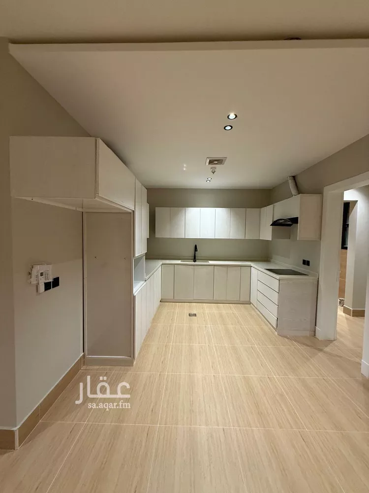 شقة للإيجار في شارع العطايف, حي الحمراء, مدينة الخبر, المنطقة الشرقية صورة 4