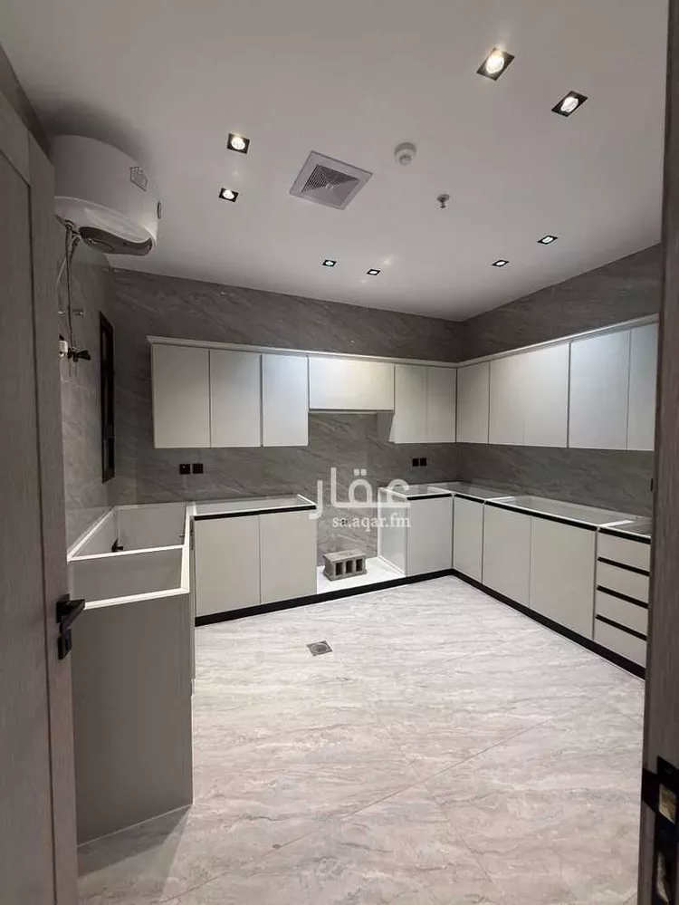 شقة للإيجار في شارع المراح, حي الحمراء, مدينة الخبر, المنطقة الشرقية