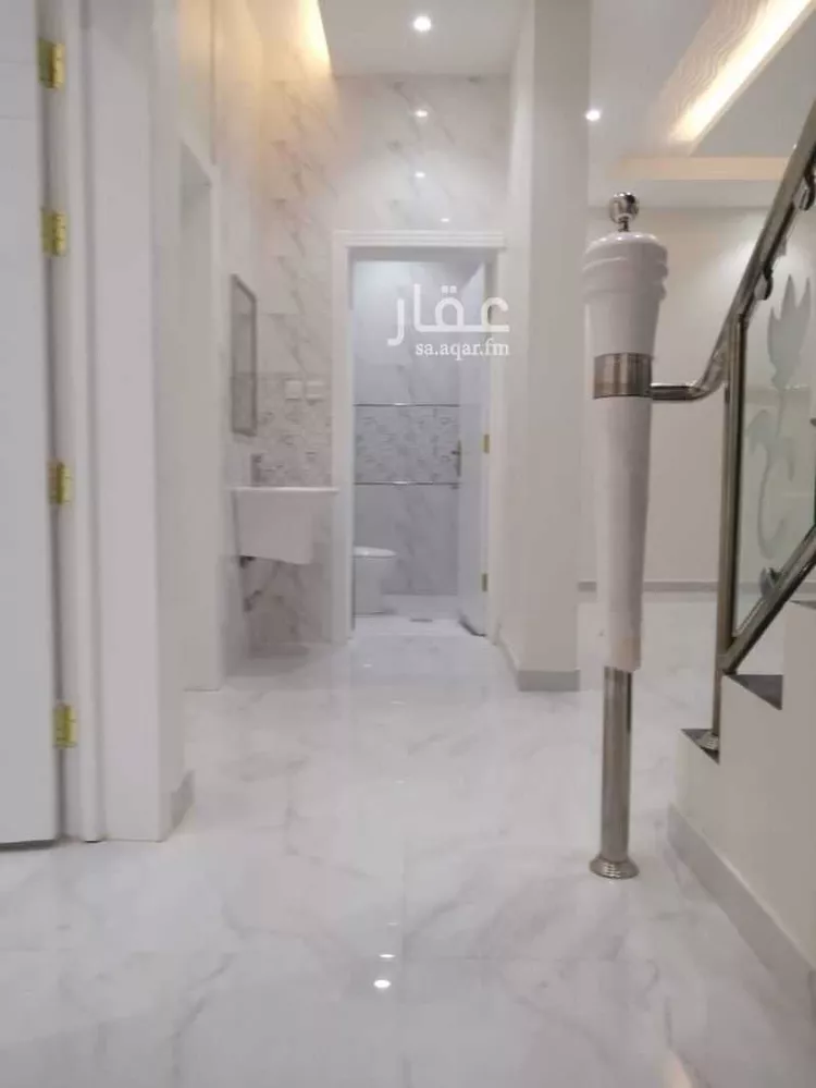 فيلا للإيجار في شارع المعاليم, حي ظهرة لبن, مدينة الرياض, منطقة الرياض صورة 5