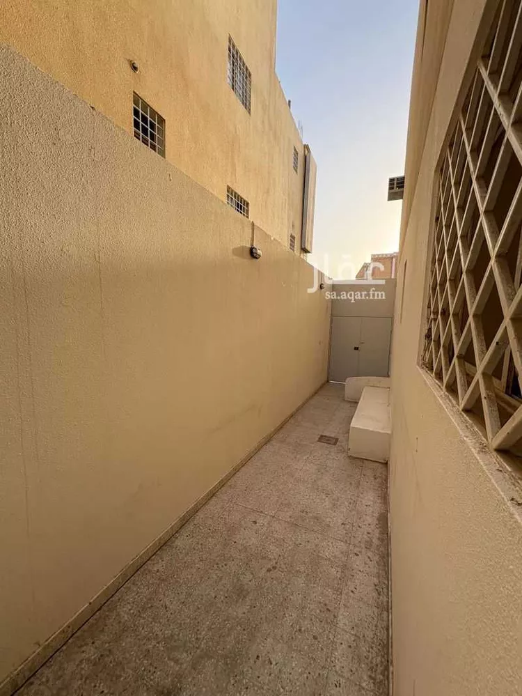 عمارة للإيجار في شارع عنيزة, حي الروابي, مدينة الرياض, منطقة الرياض صورة 4