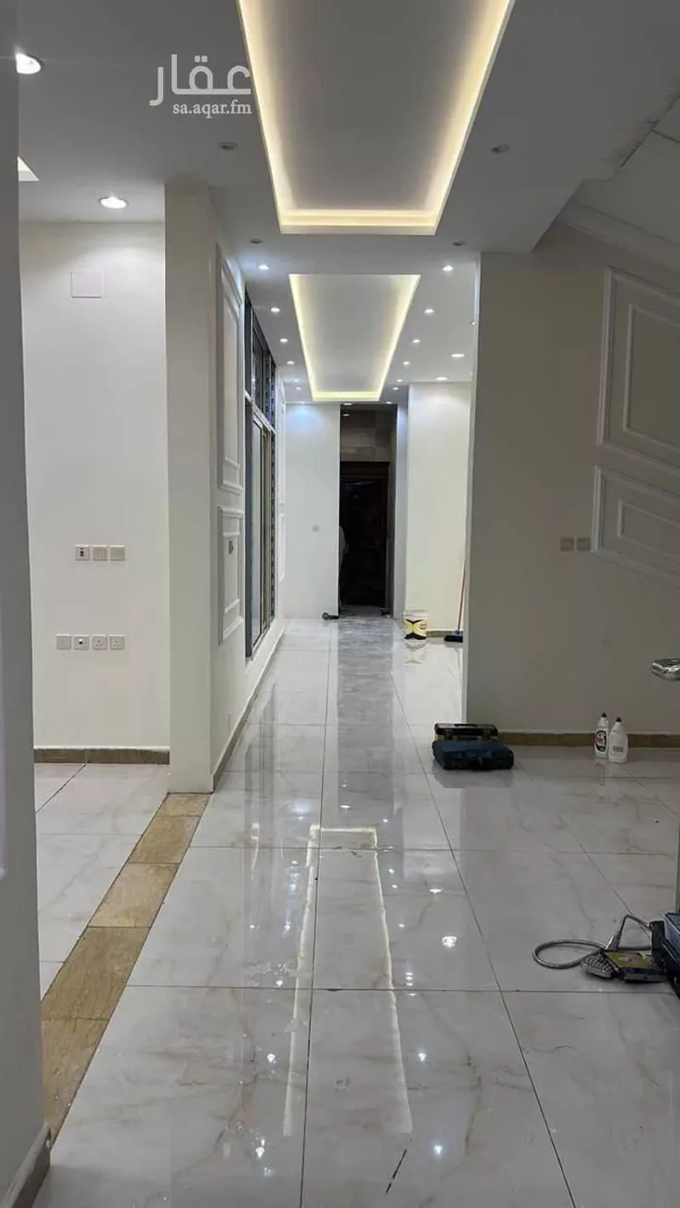 فيلا للبيع في شارع عوض حسين عوض الشمراني, حي الفروسية, مدينة جدة, منطقة مكة المكرمة صورة 3