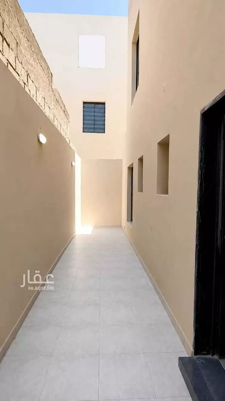 فيلا للبيع في شارع عريض, حي عريض, مدينة الرياض, منطقة الرياض 24