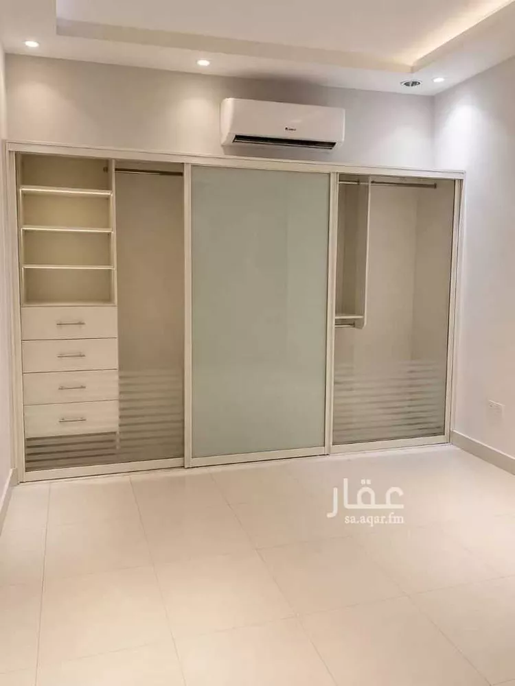 فيلا للبيع في شارع رقم 227, حي النرجس, مدينة الرياض, منطقة الرياض 11