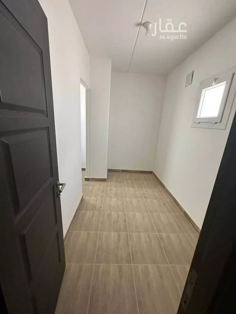 فيلا للإيجار في شارع أبي الغنائم الكتان, حي مطار الملك خالد الدولي, مدينة الرياض, منطقة الرياض صورة 4