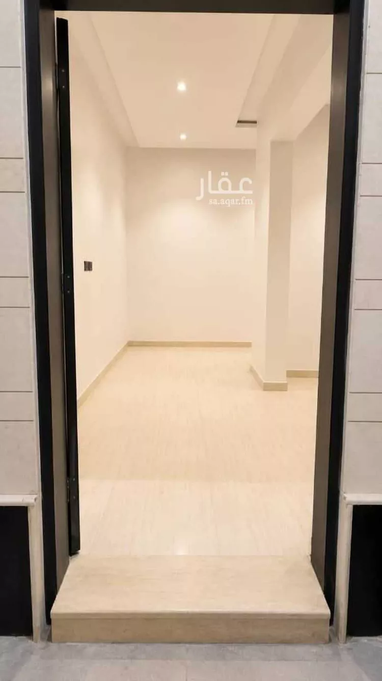 دور للبيع في شارع, حي بدر, مدينة الرياض, منطقة الرياض 15