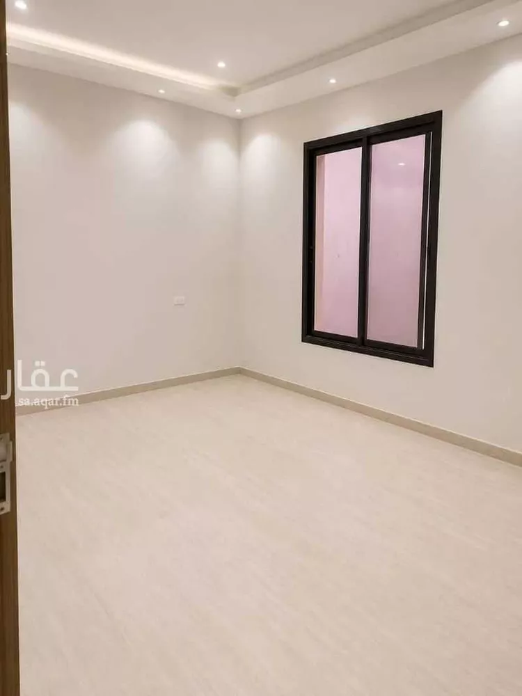 دور للبيع في شارع عريض, حي عريض, مدينة الرياض, منطقة الرياض صورة 2