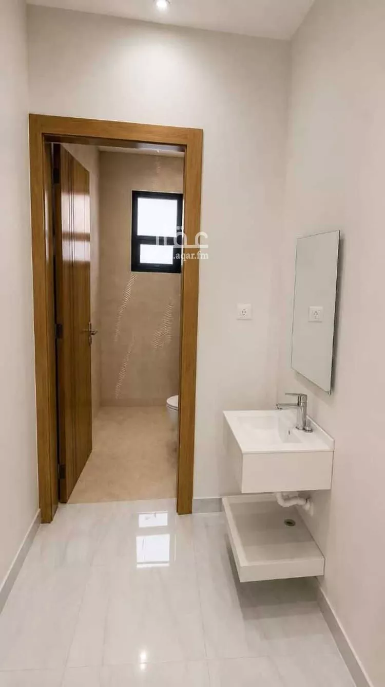 فيلا للبيع في شارع عريض, حي عريض, مدينة الرياض, منطقة الرياض 18