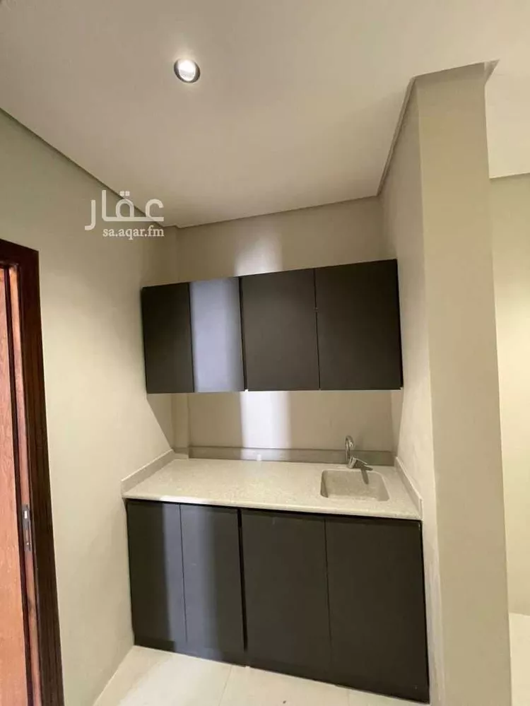 شقة للإيجار في شارع المغيره ابن شعبه, حي الصواري, مدينة الخبر, المنطقة الشرقية صورة 4