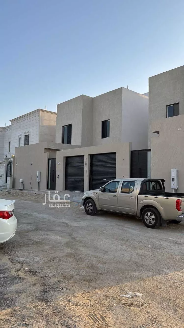 فيلا للبيع في شارع قرن المنازل, حي الصواري, مدينة الخبر, المنطقة الشرقية