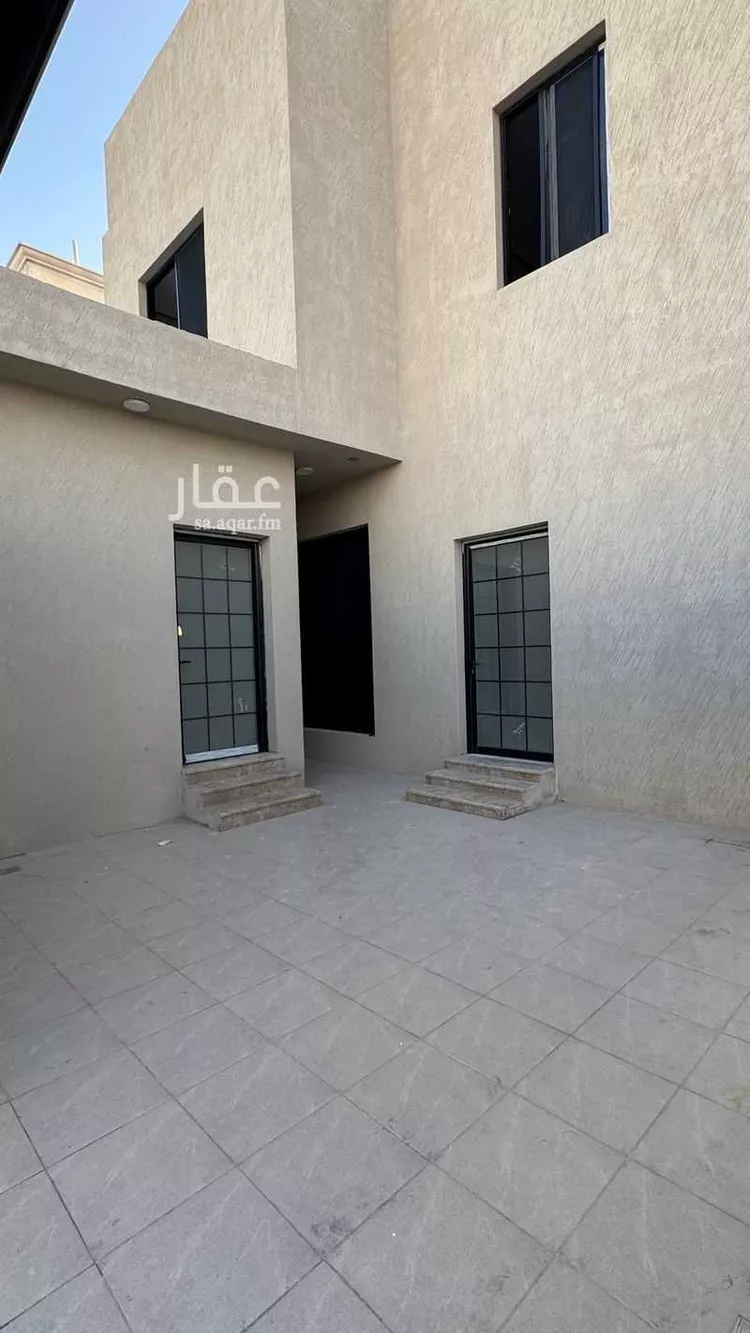 فيلا للبيع في شارع قرن المنازل, حي الصواري, مدينة الخبر, المنطقة الشرقية صورة 2