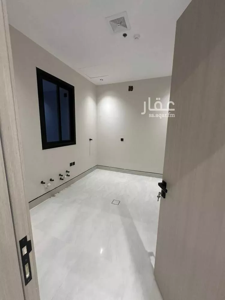 شقة للإيجار في شارع جبل الدخان, حي ظهرة لبن, مدينة الرياض, منطقة الرياض 8