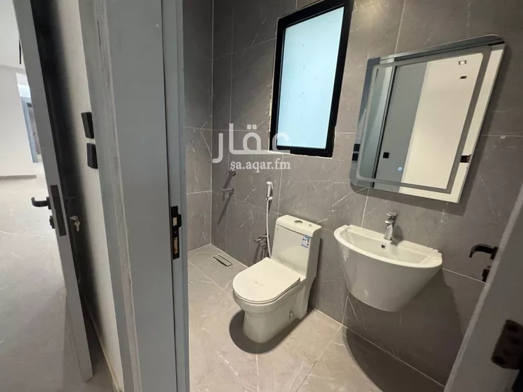شقة للبيع في شارع اسحاق الشيباني, حي السويس 1, مدينة جازان, منطقة جازان صورة 5