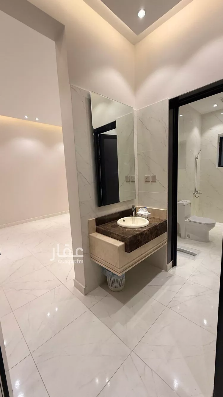 شقة للبيع في شارع شارع 19 ب, حي المطار, مدينة جازان, منطقة جازان صورة 5