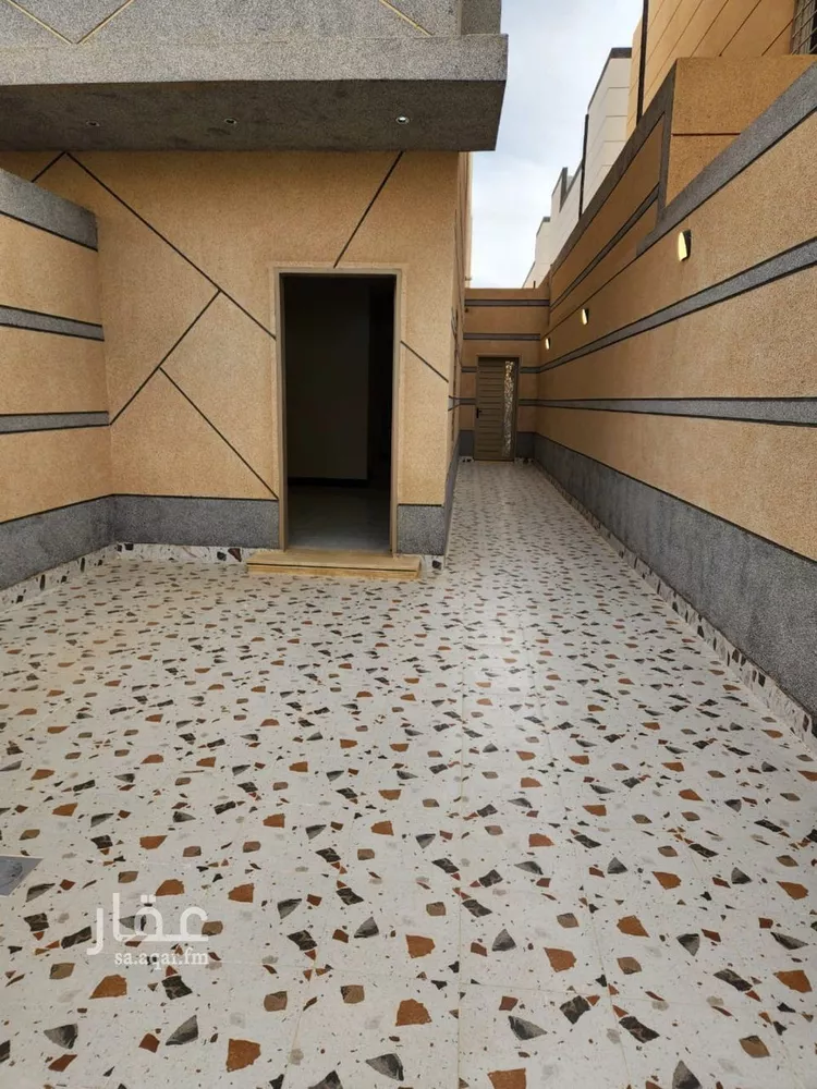 Floor for Sale in Riyadh Okaz صورة 4