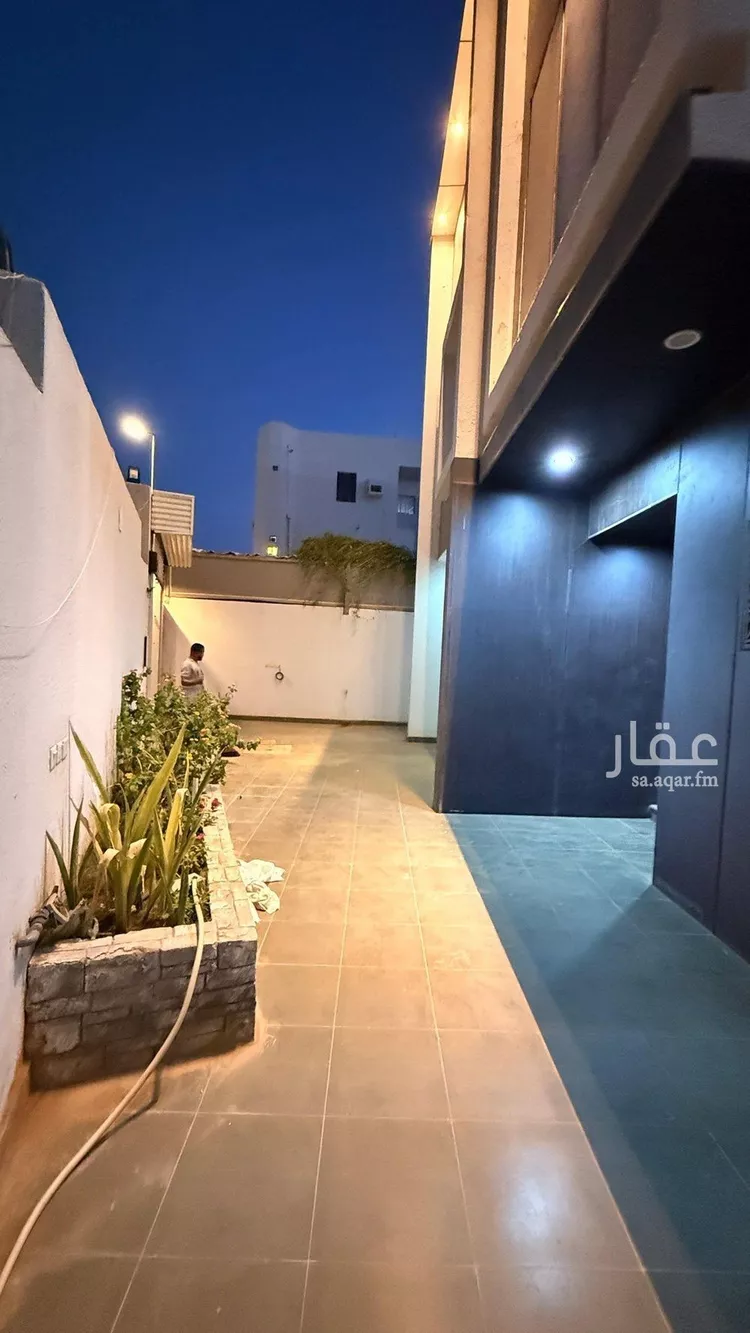 فيلا للبيع في شارع ذؤيب بن يزيد, حي الشاطئ, مدينة جازان, منطقة جازان 10