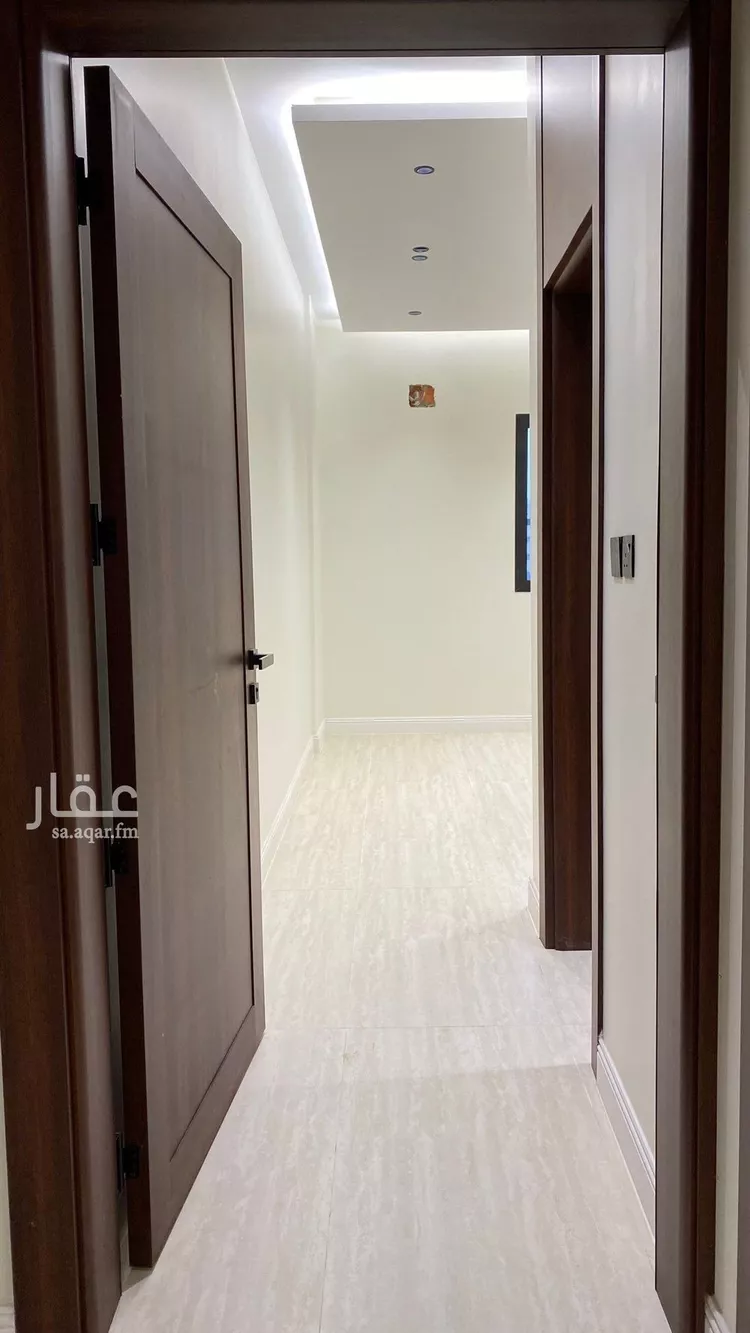 شقة للبيع في شارع مسعود بن ربيعة, حي المحمدية 2, مدينة جازان, منطقة جازان 8