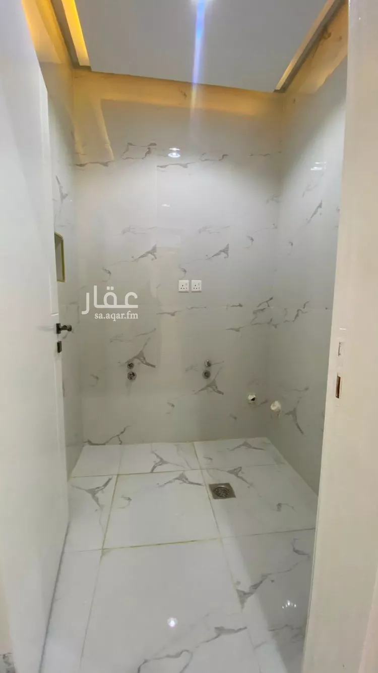 دور للبيع في شارع المحمدية 2 21, حي المحمدية 2, مدينة جازان, منطقة جازان 6