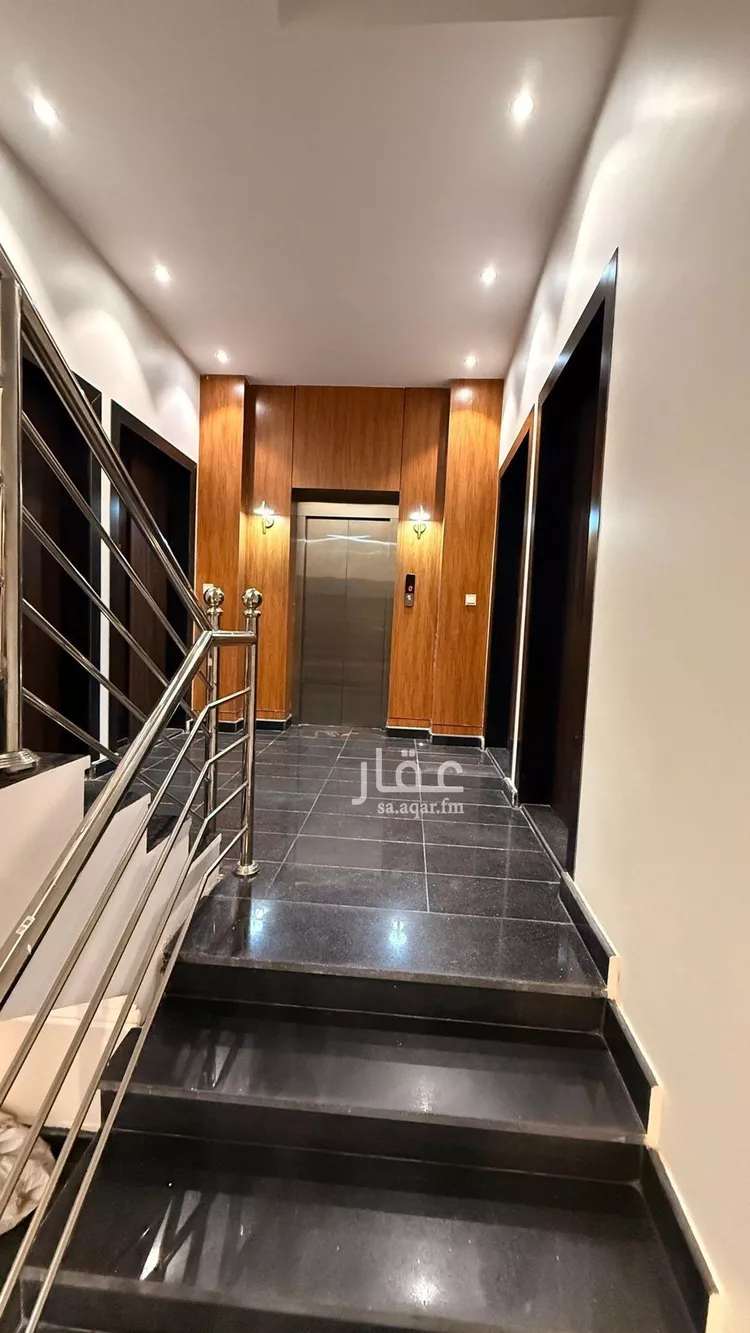 شقة للبيع في شارع شارع 19 ب, حي المطار, مدينة جازان, منطقة جازان صورة 3