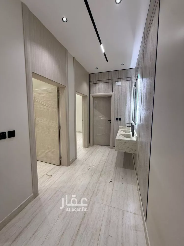 شقة للبيع في شارع شارع 43 ج, حي الشاطئ, مدينة جازان, منطقة جازان 11