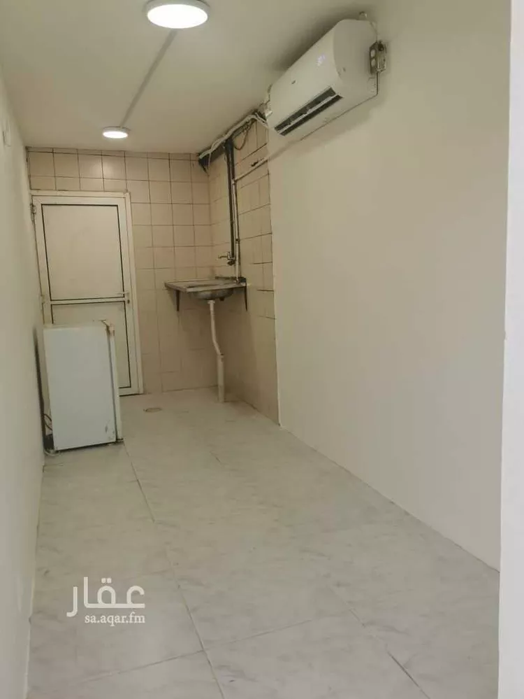 غرفة للإيجار في طريق الفيحاء ، حي الدفي ، الجبيل ، الجبيل