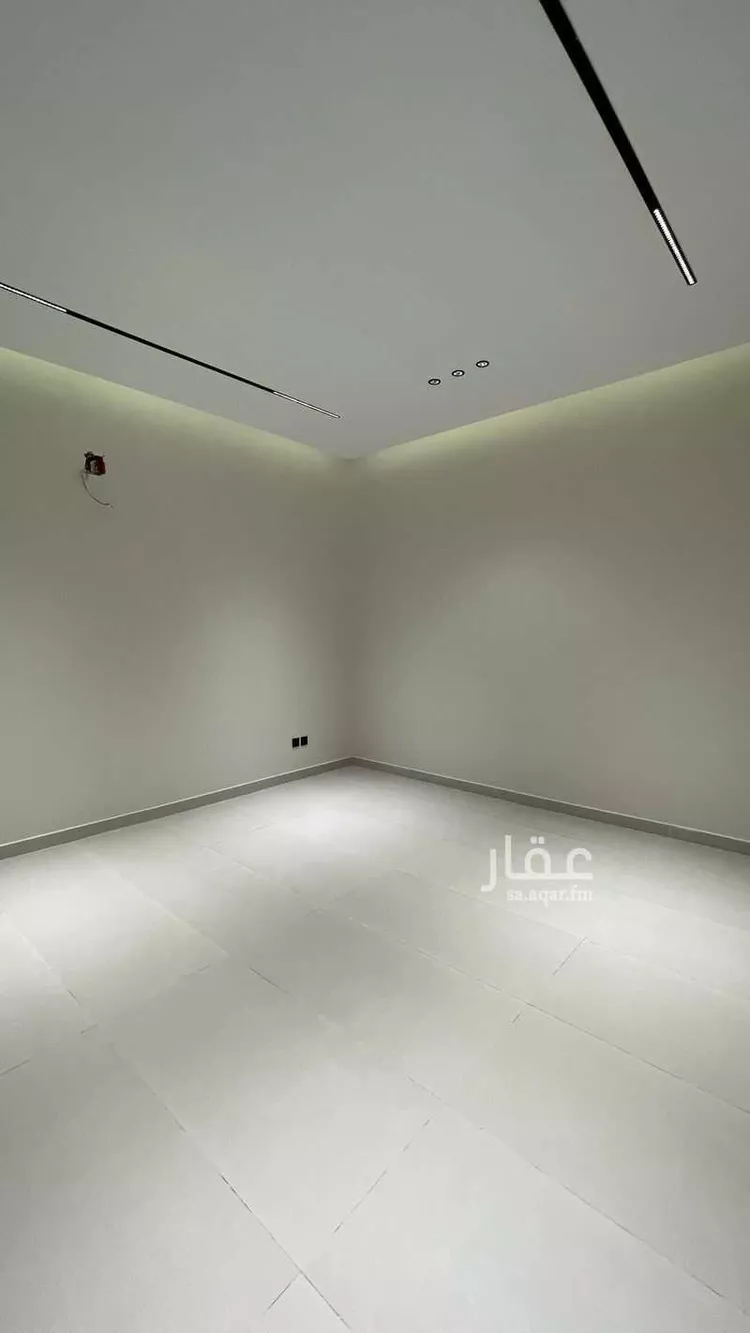 فيلا للبيع في شارع 285 النظيم, حي النظيم, مدينة الرياض, منطقة الرياض صورة 4