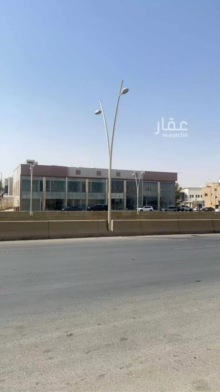 محل للإيجار في شارع الملك عبدالله ابن عبدالعزيز سعود الفرعي, حي الحمراء, مدينة الرياض, منطقة الرياض