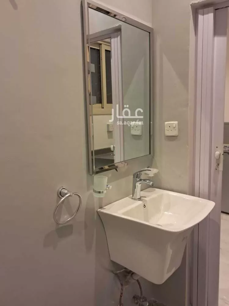 شقة للإيجار في شارع المدينه المنوره, حي ظهرة البديعة, مدينة الرياض, منطقة الرياض صورة 2