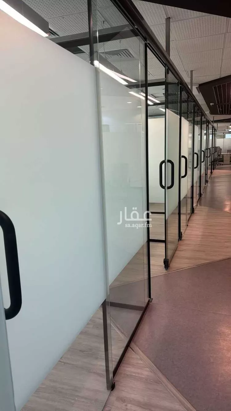 مكتب تجاري للإيجار في شارع احمد الشاهد, حي البغدادية الغربية, مدينة جدة, منطقة مكة المكرمة صورة 5