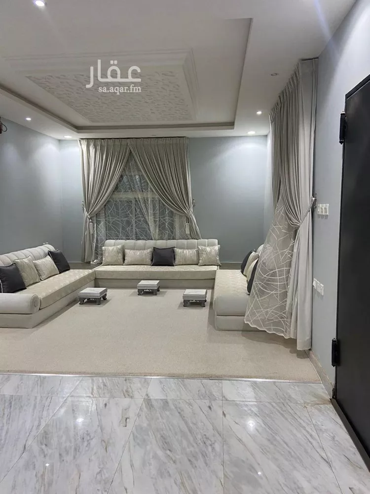 فيلا للبيع في شارع علي بن منظور, حي العارض, مدينة الرياض, منطقة الرياض صورة 3