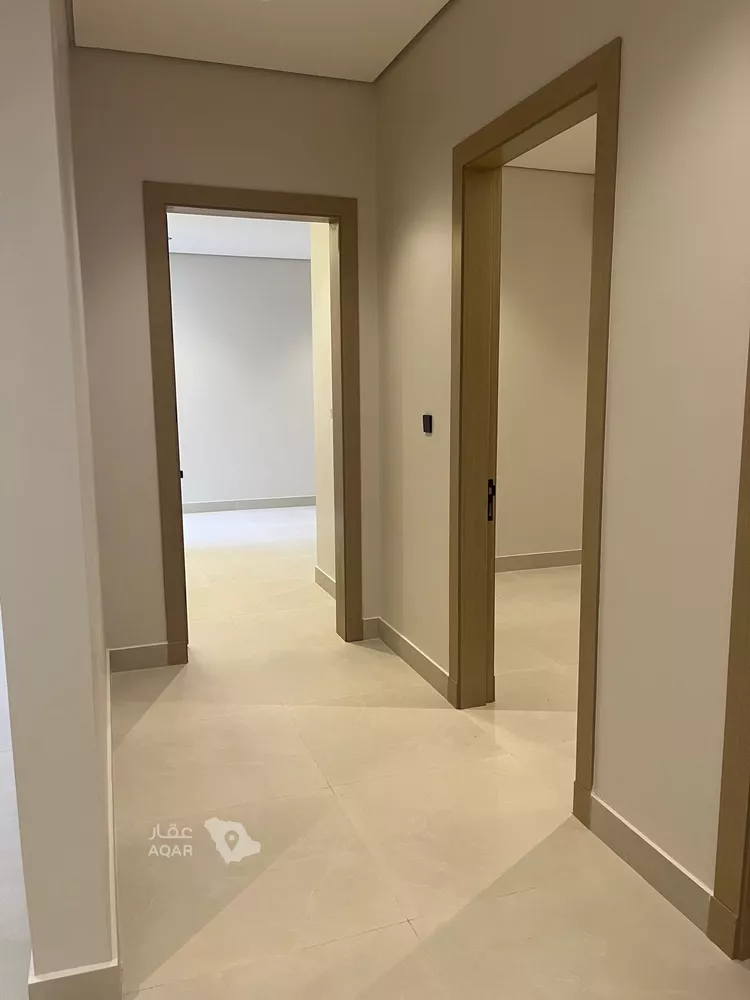 Floor for Rent in Riyadh Al Arid 2