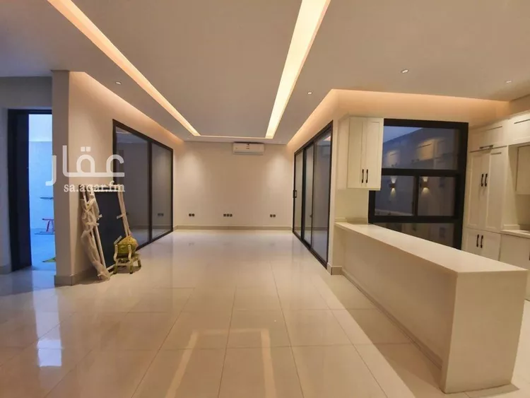 Floor for Sale in Riyadh Al Olaya