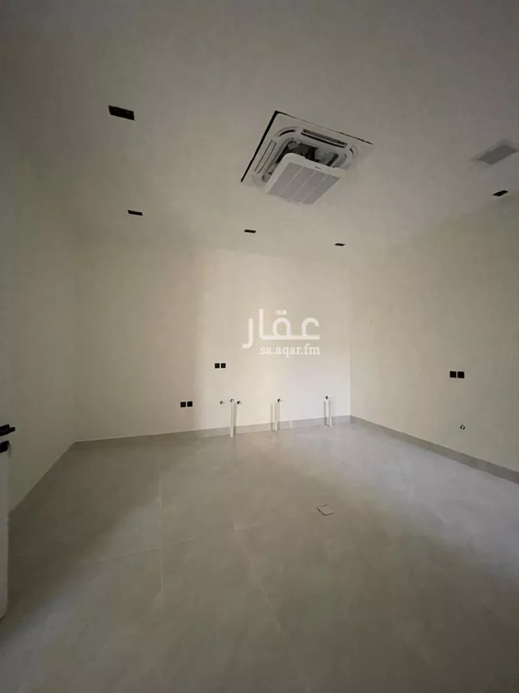 فيلا للبيع في شارع أبي عبدالله محمد بن أيوب, حي المهدية, مدينة الرياض, منطقة الرياض 10
